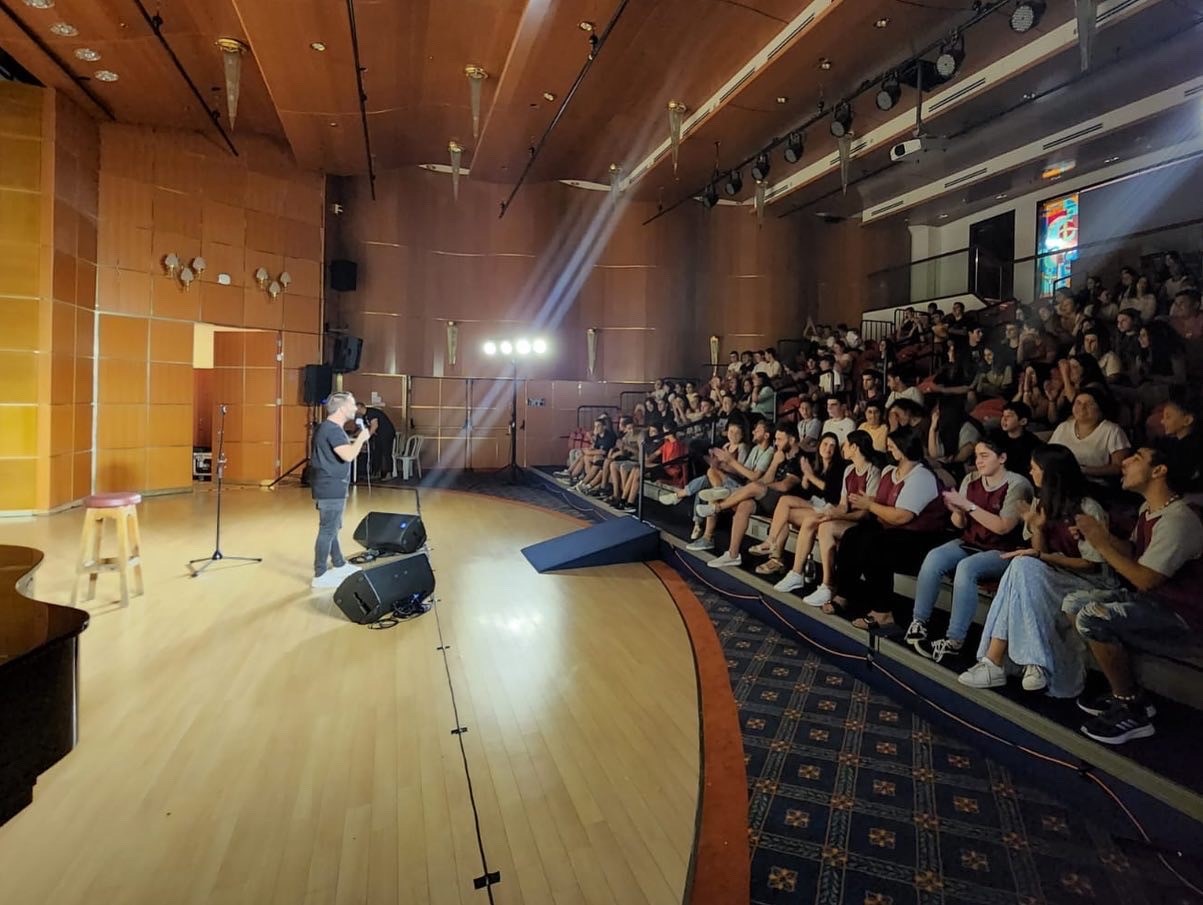 קהל צעירים במסגרת אירועי הקיץ לנוער