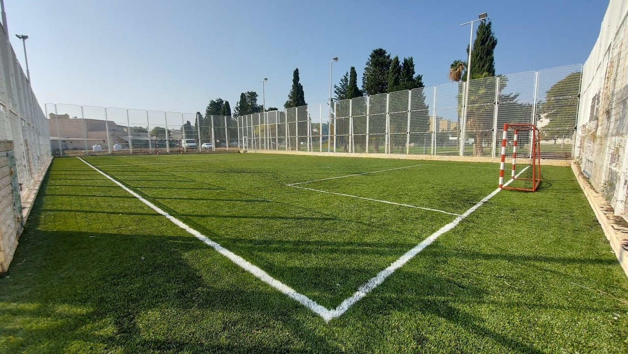 חידוש מגרש ספורט בנהריה הירוקה