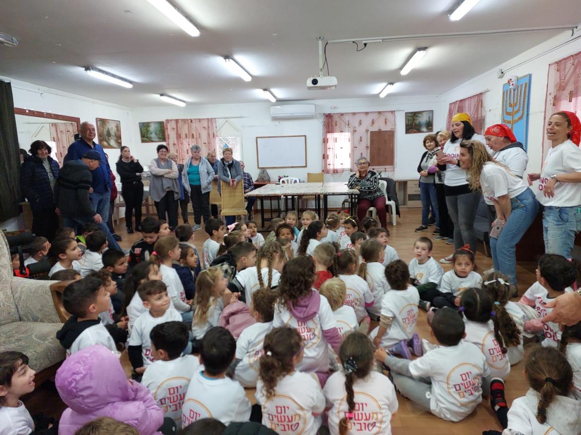יום המעשים הטובים בגנים, ילדים משתתפים בפעילות