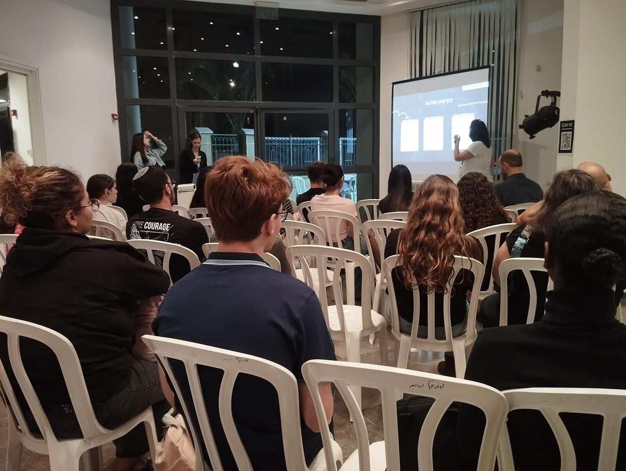 הרצאה מקצועית ורחבה על תחום האקדמיה והמלגות